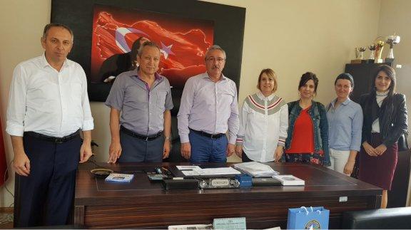 Mustafa Açıkalın Ortaokulu Öğretmenleri 2017 Yılı Erasmus+Ana Eylem Planı1 Okul Eğitim Personel Hareketliliği Faaliyeti Kapsamında Portekiz ve Çek Cumhuriyeti´nde Eğitime Katıldılar.